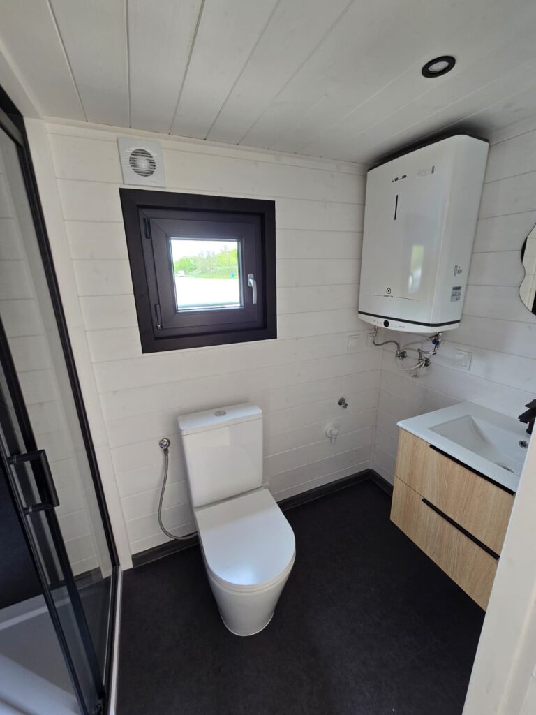Das Badezimmer im Mobilen Haus „Mia“, Version B