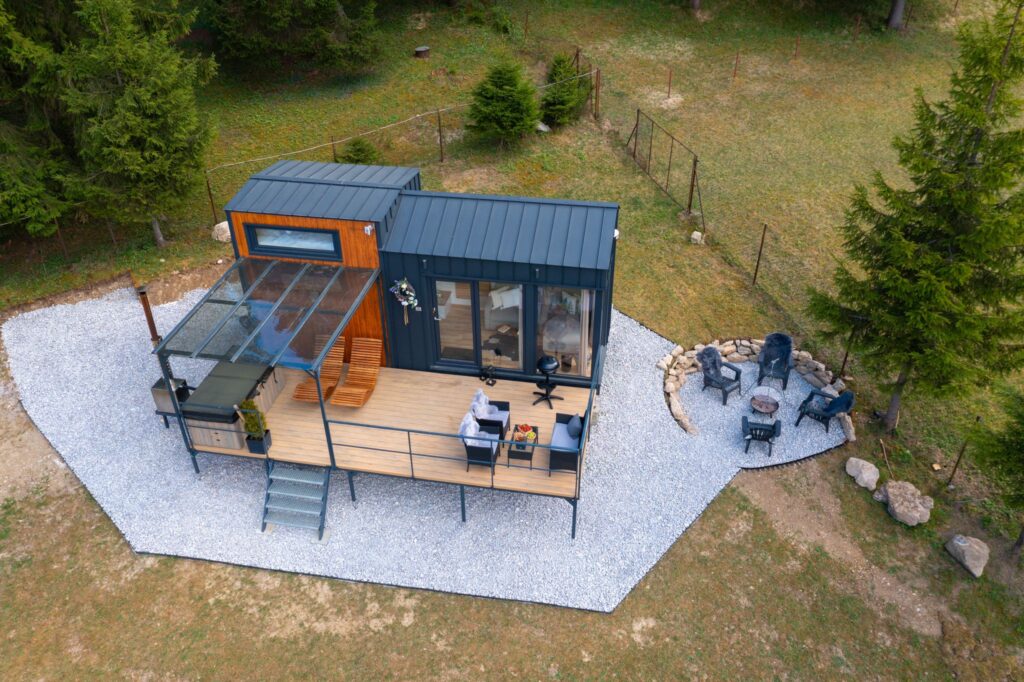 Tiny House mit Eckfenster