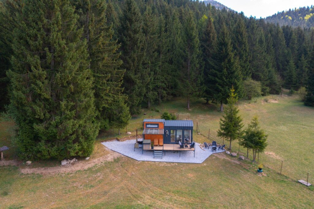 Tiny House mit Eckfenster